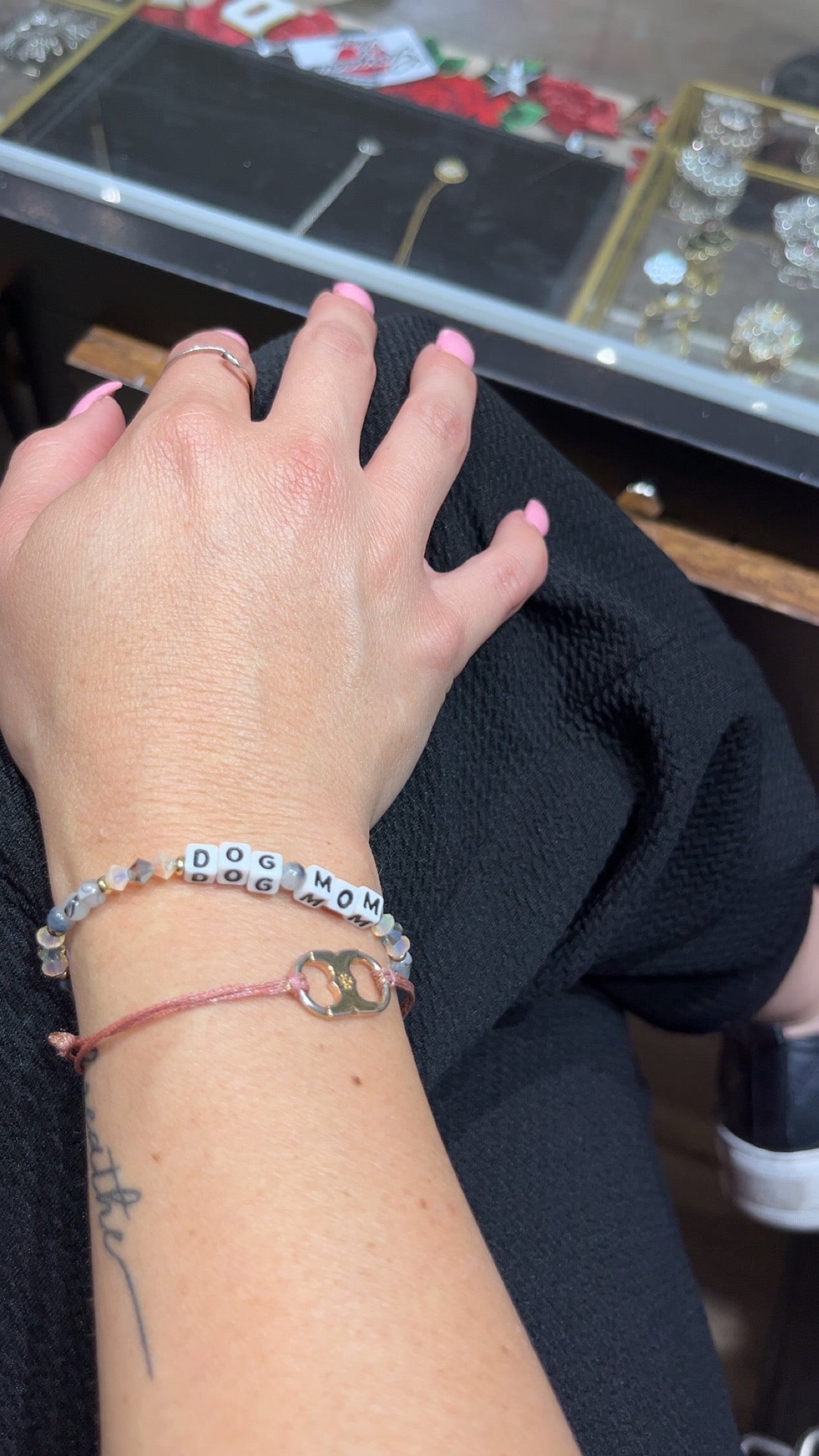 Dog Mom Beaded Bracelet