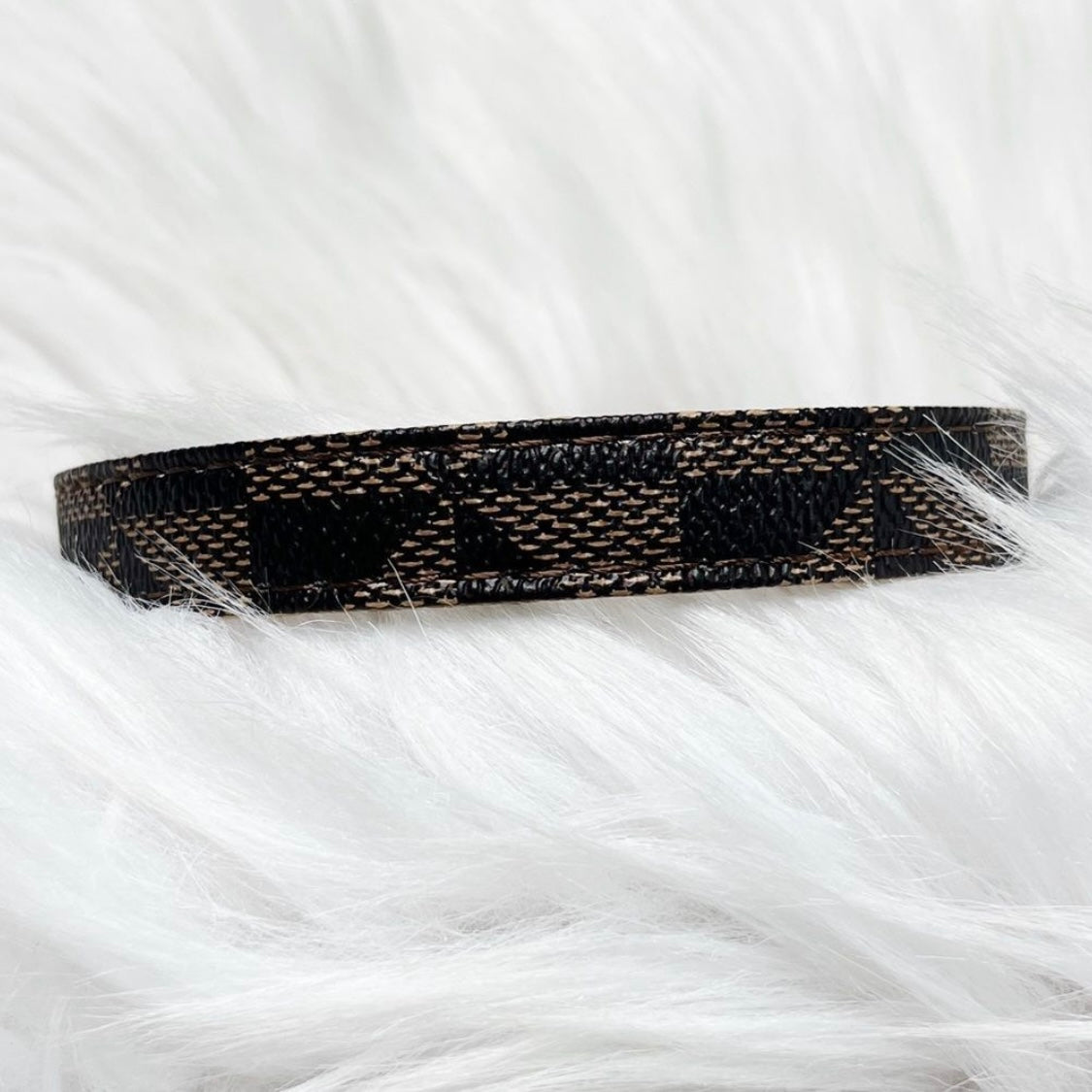 Chewy Vuitton CoCo | Collar - Leash