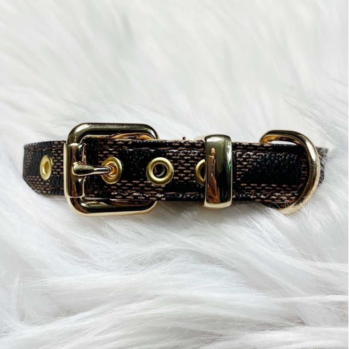 Chewy Vuitton CoCo | Collar - Leash