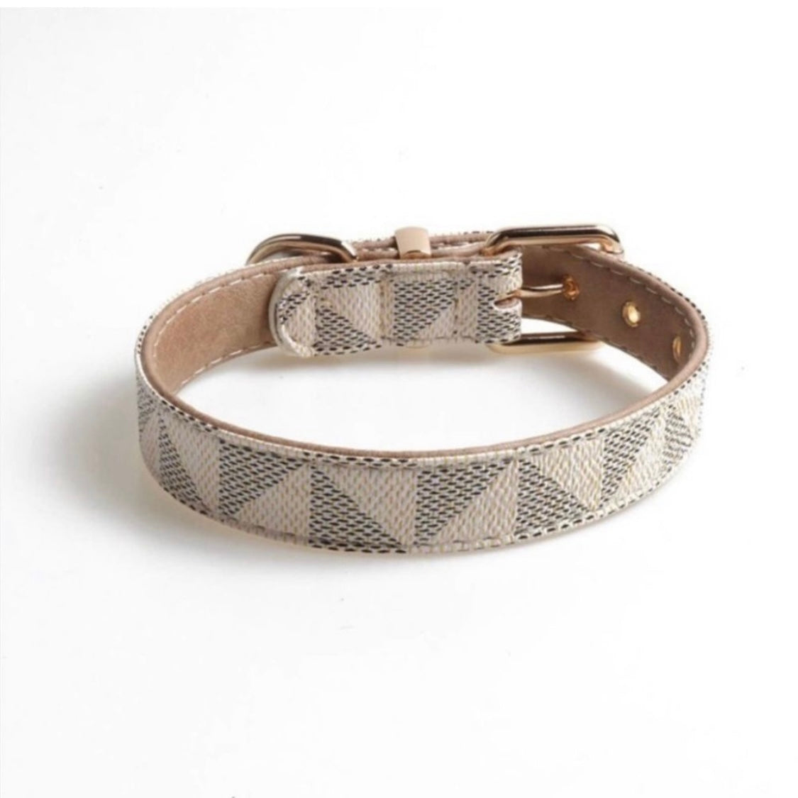 Chewy Vuitton Vanilla | Collar - Leash